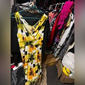 Floral Sleeveless Maxi Dress - Yellow and Green